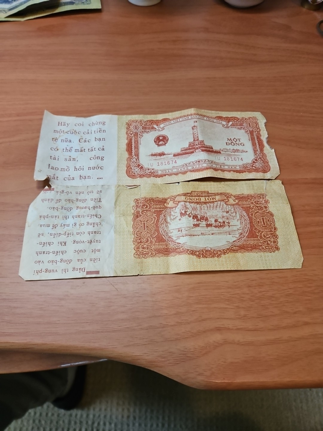 1958 Vietnam One Dong Propaganda circulated Banknote Lot Of 2