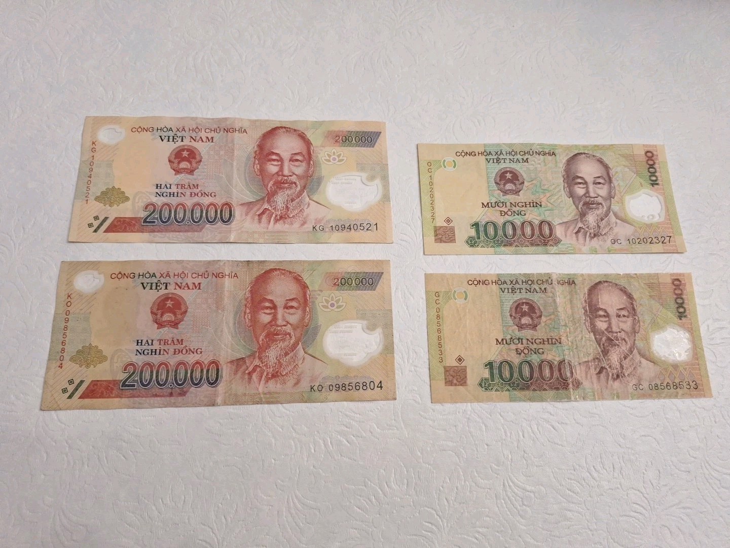 Lot Of Vietnam Circulated Banknotes VND Currency 420,000 Dong