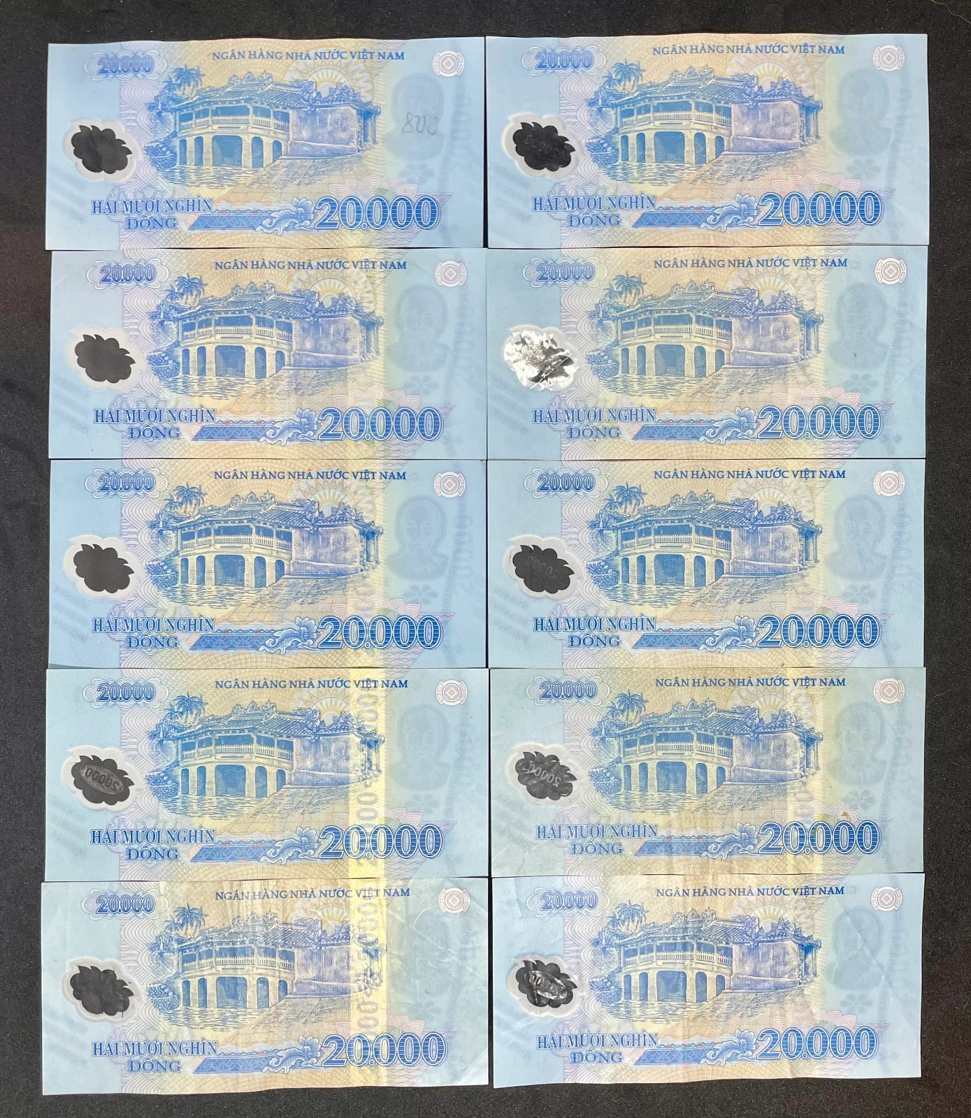 10 x 20,000 Vietnam Dong Uncirculated Banknotes/Currency = 1/5 Million