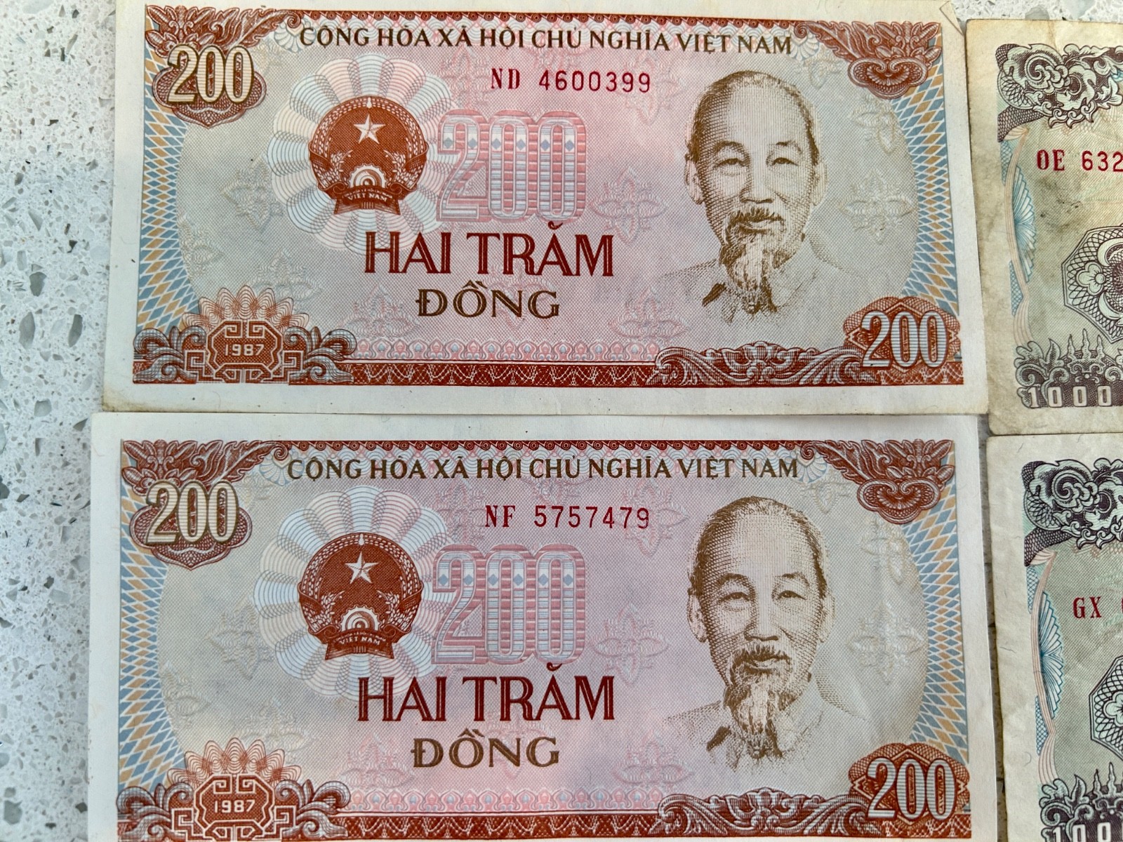 Viet Nam Vietnam Banknote Lot of 11 : Hai Tram Nguni Muoi 209,800 Dong