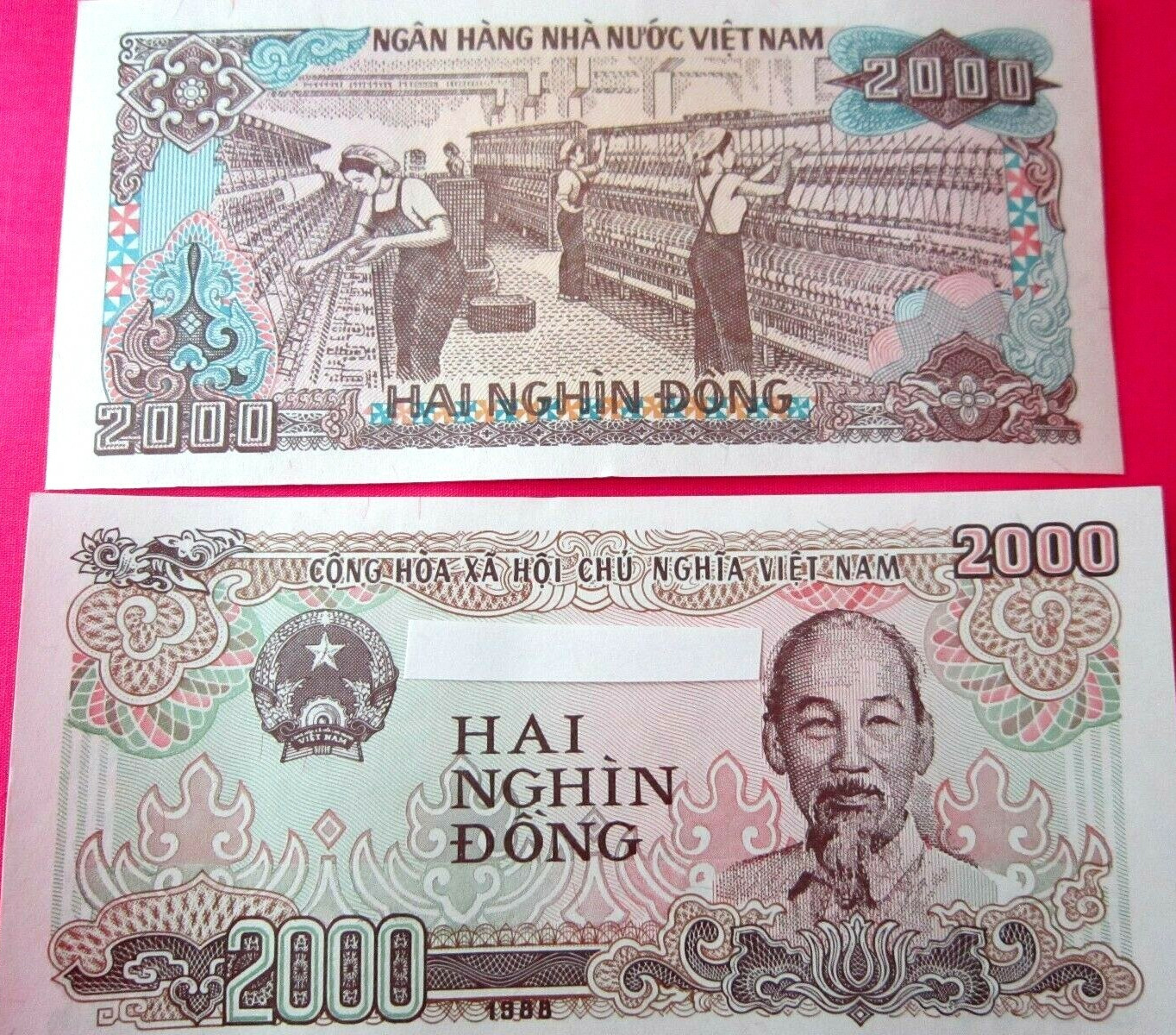 Vietnam Dong Paper Money 25 PCS 2000 Vietnamese Dong Each Viet Nam Currency