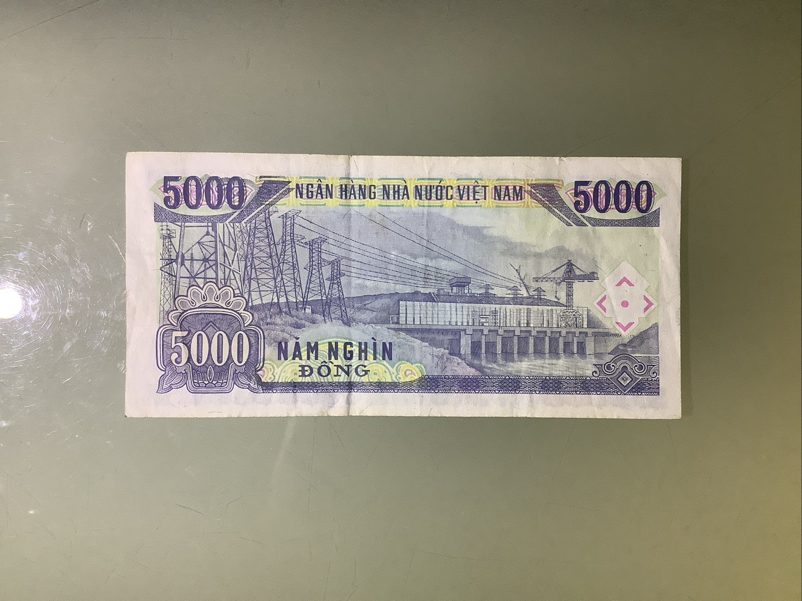 Vietnam 5000 Dong 1991 Circulated
