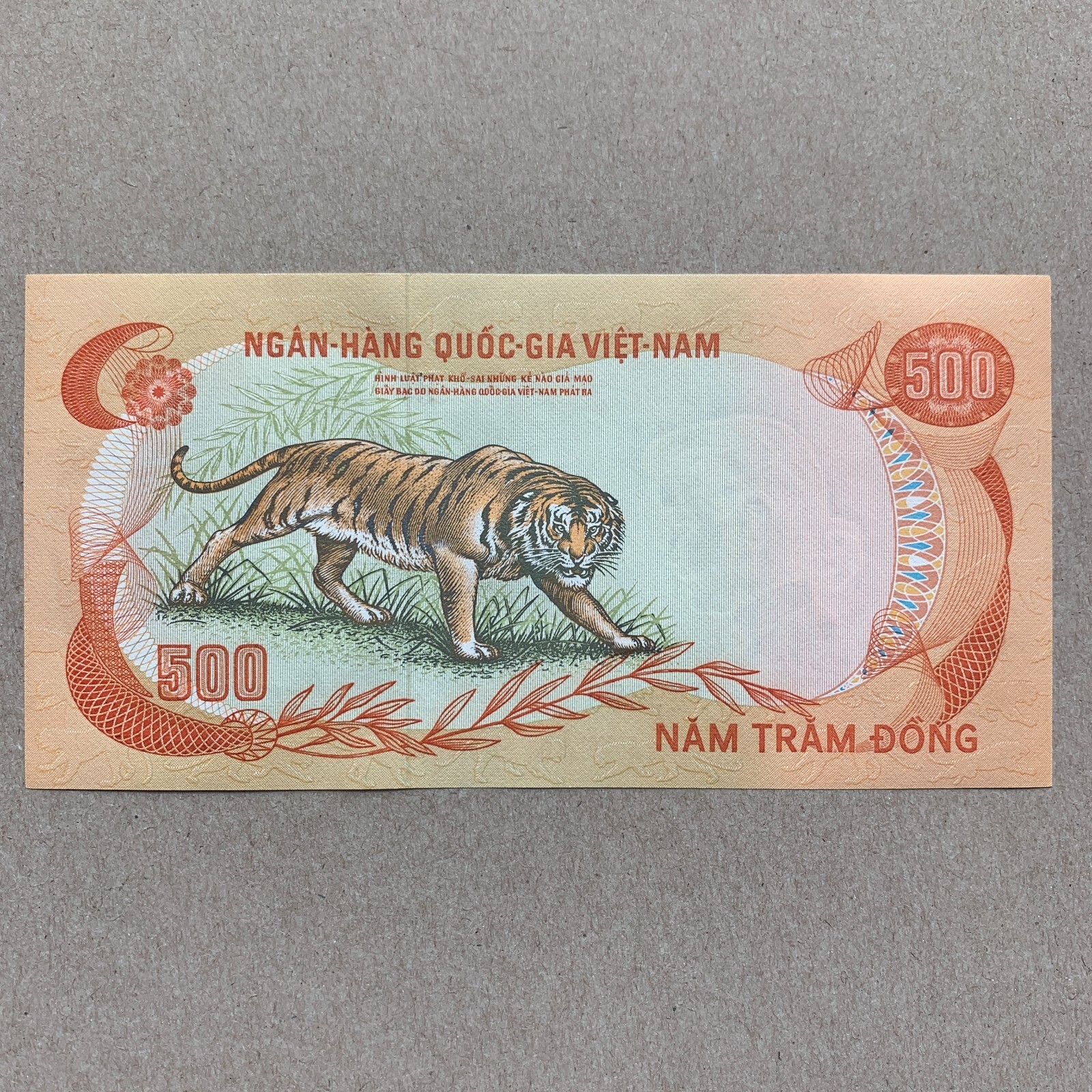 Iconic Tiger Note. Vietnam South DONG 1972 Vietnamese Currency. War Banknote