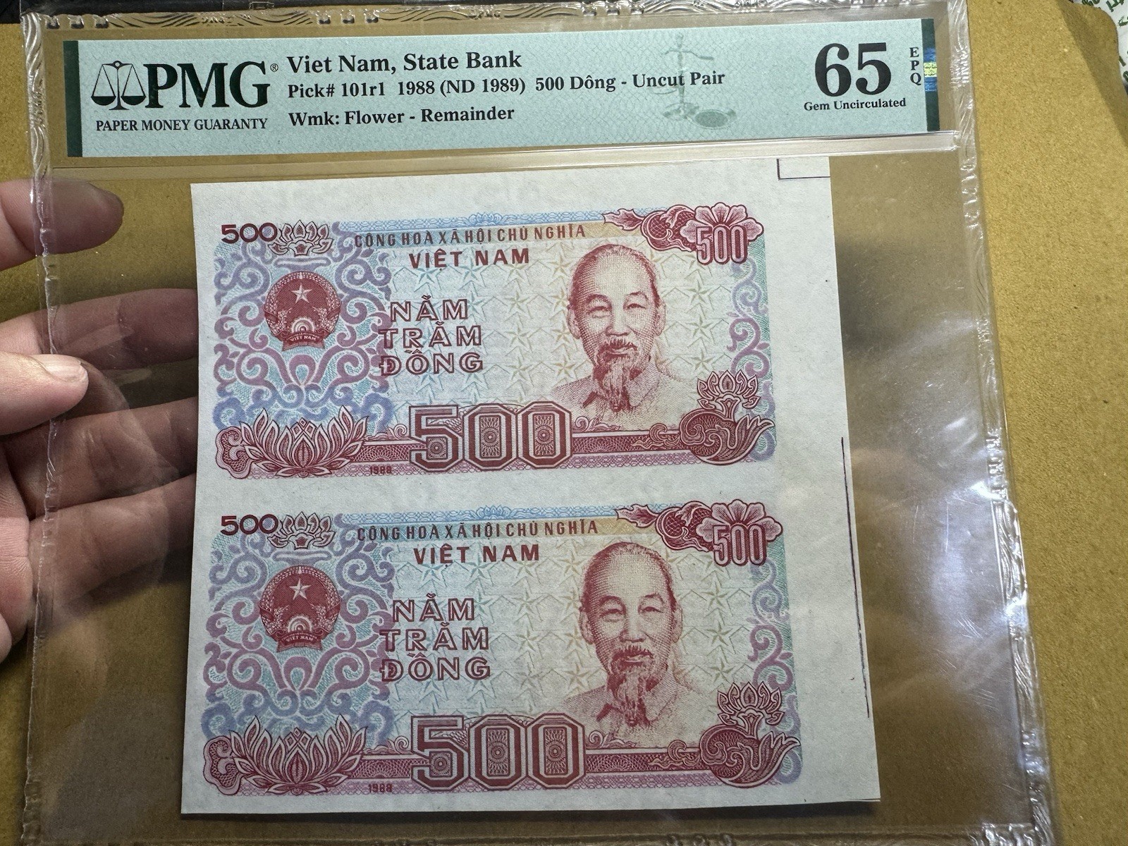 500 Dong Remainder Uncut Pair 1988 PMG-65EPQ Pick#101r1 Viet Nam Banknotes_LDP.