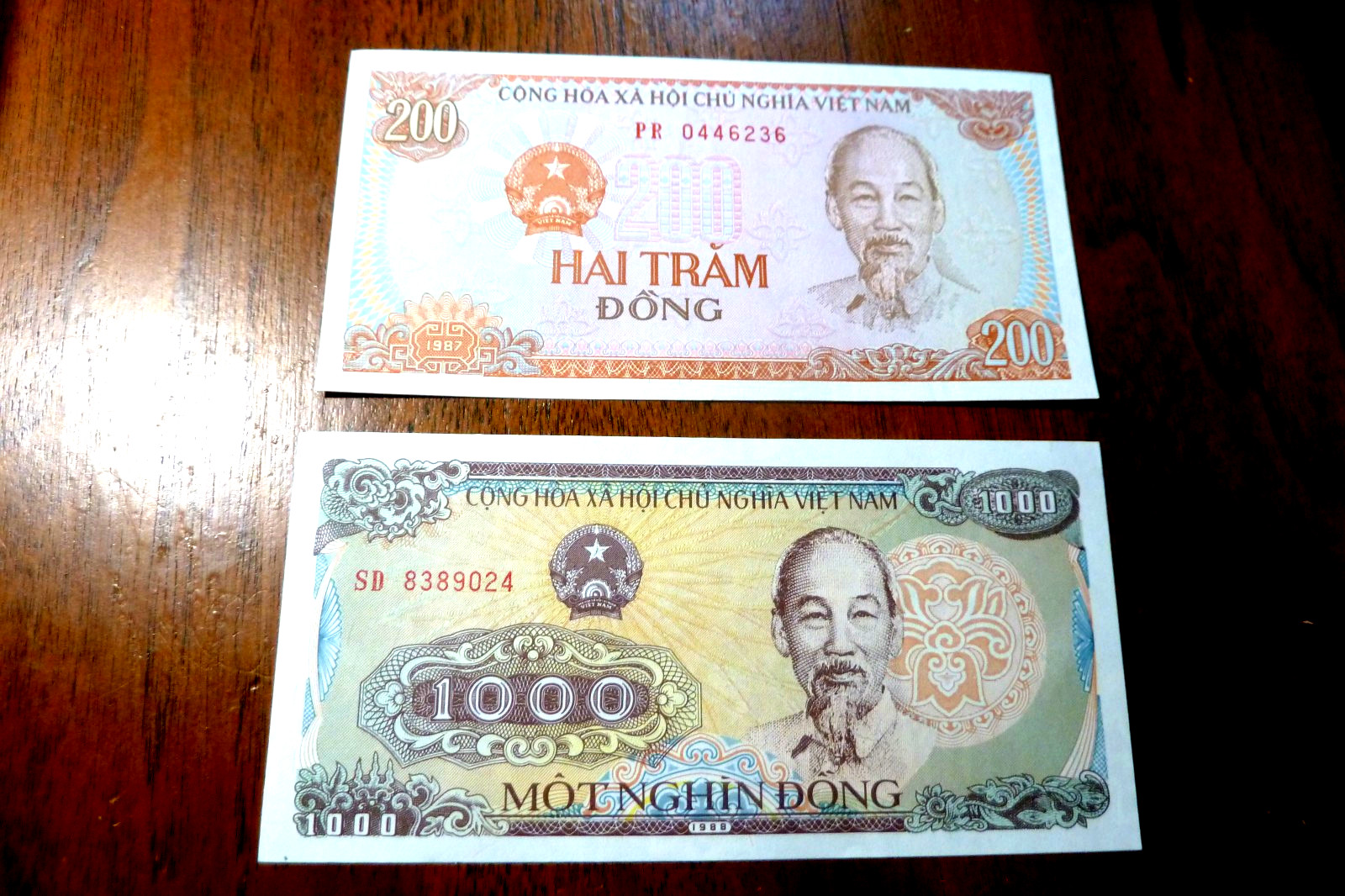 Vietnam 200 Dong 1987, 1000 Dong 1988. Banknotes World Paper Money AU
