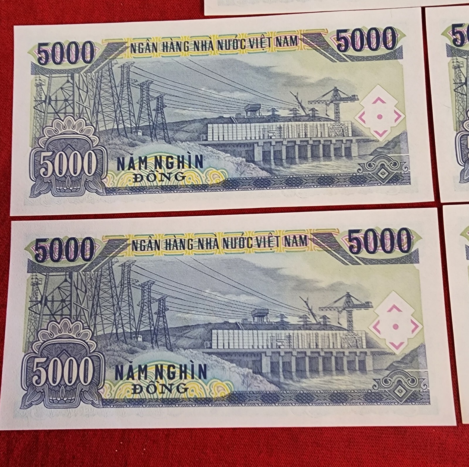 Vietnam (Vietnamese) 5000 (5,000) Dong LOT OF 10 Pcs, 1991 (1993) UNC