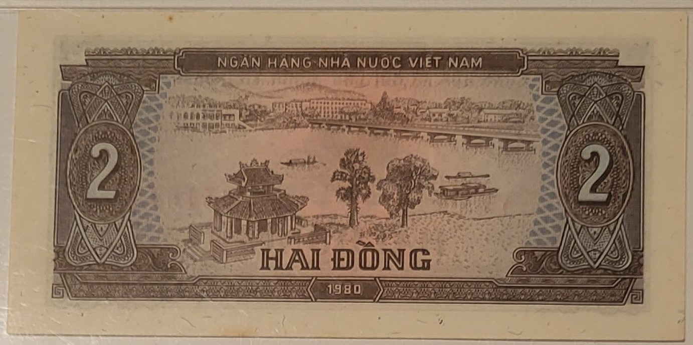 Vietnam 1981 2 Dong Bank Note Choice Unc 64 PMG