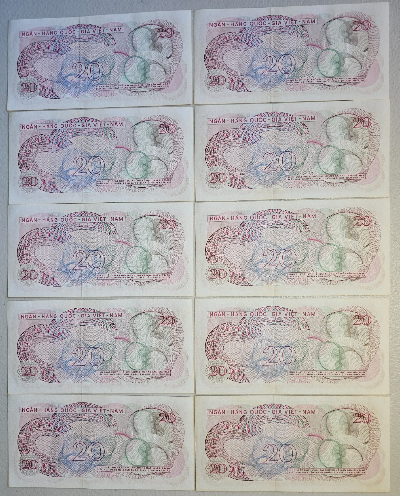 South Vietnam 20 Dong 1969, Lot of 10, AU-Unc