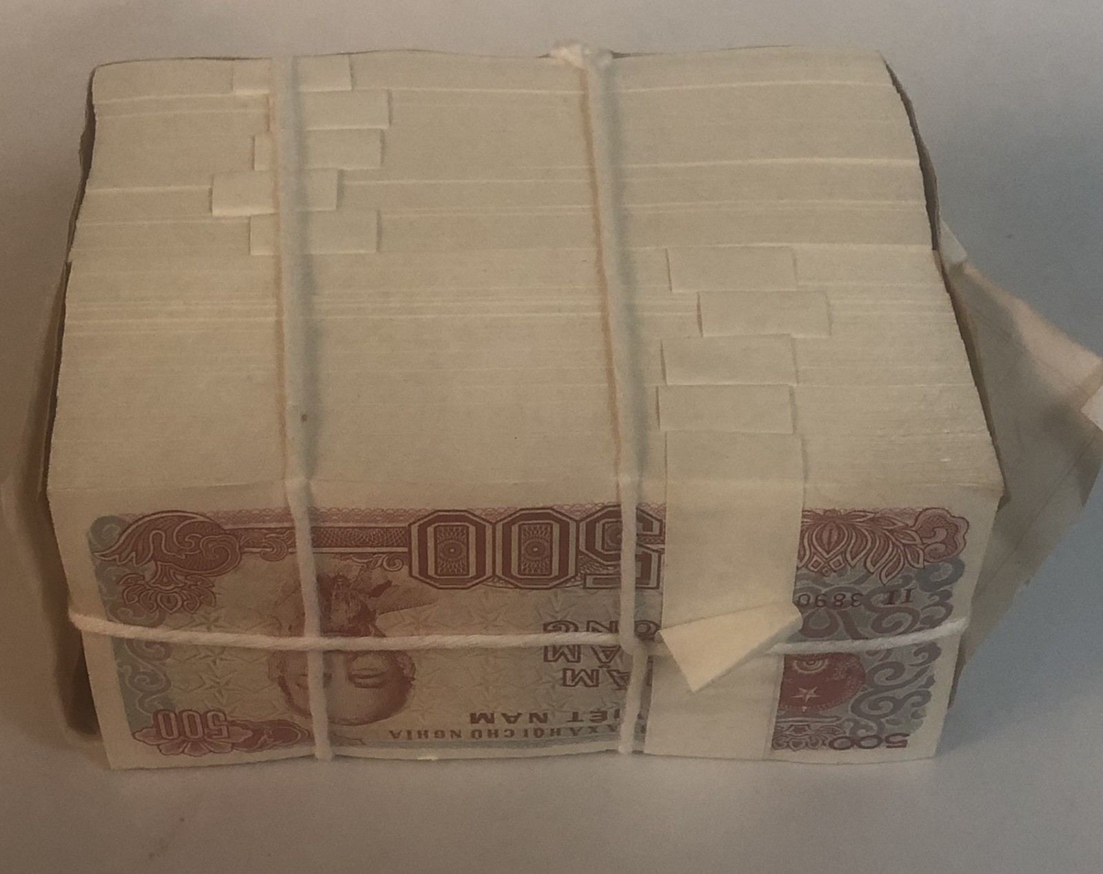 Brick of Vietnamese 500 Dong 1/2 Million Paper Bills