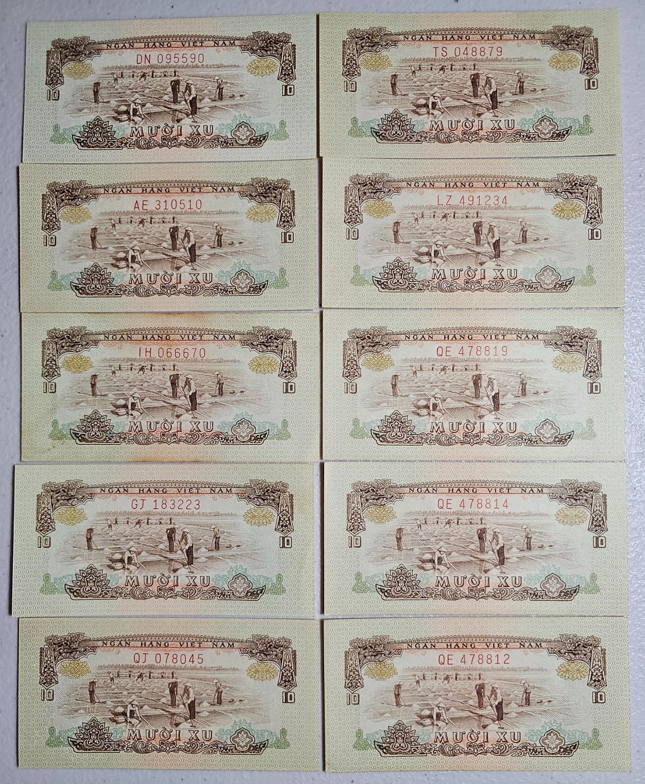 South Vietnam 10 Xu 1966 (1975), Lot of 10
