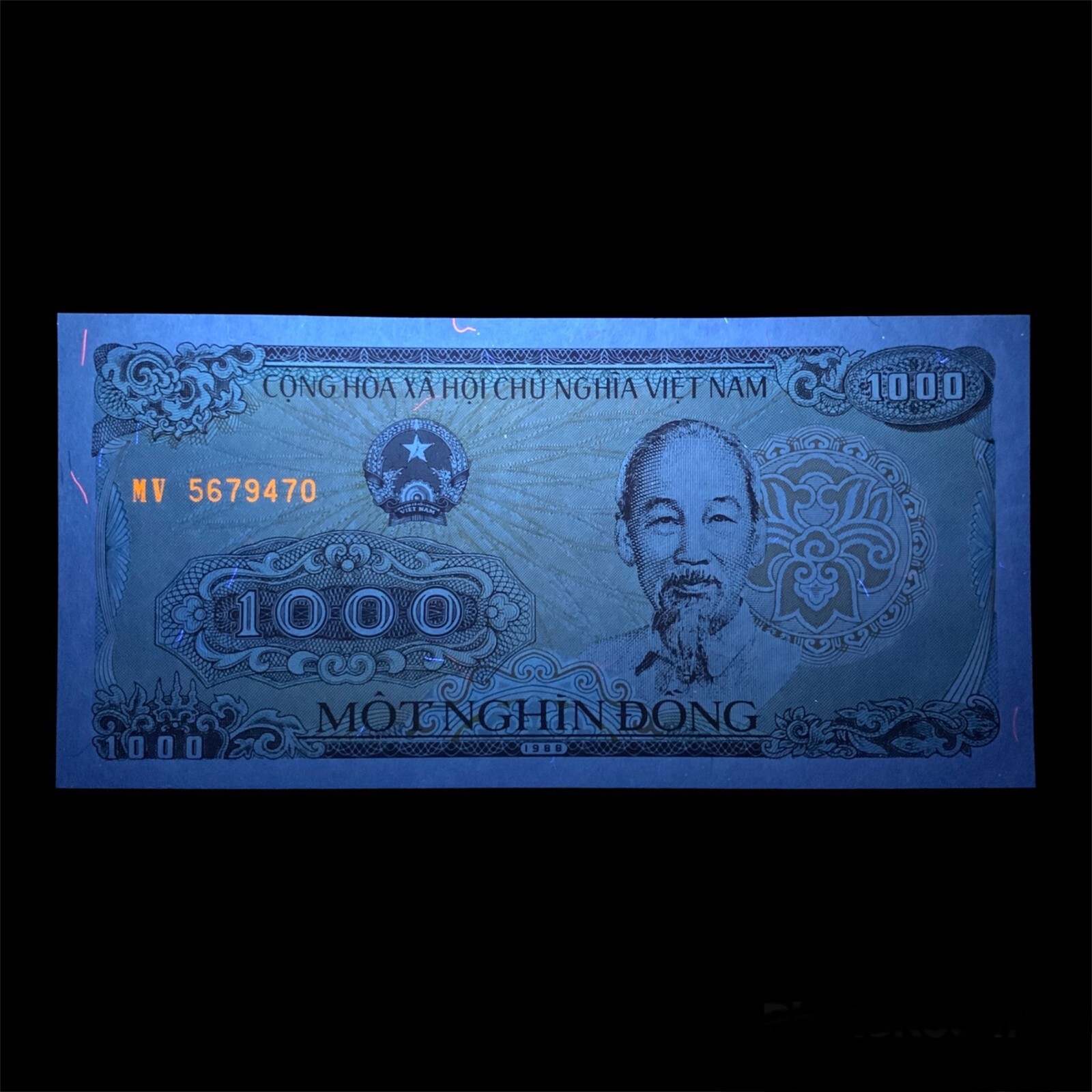 Vietnamese 1000 Dong Banknote. Vietnam Currency. Post Vietnam War Memorabilia UV