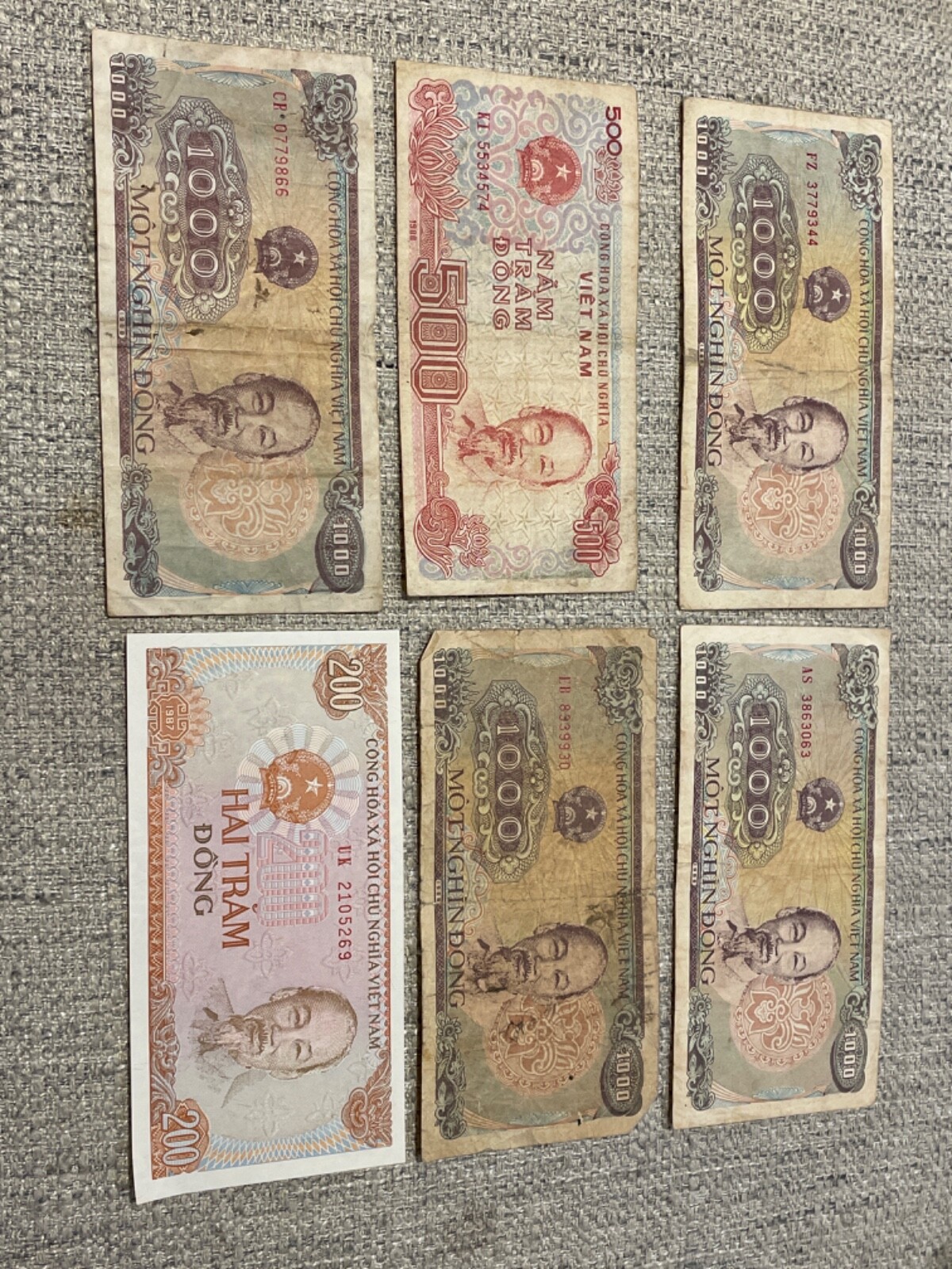 VIETNAM 200, 500 & 1000 DONG – ONE UNC NOTE IN THE MIX