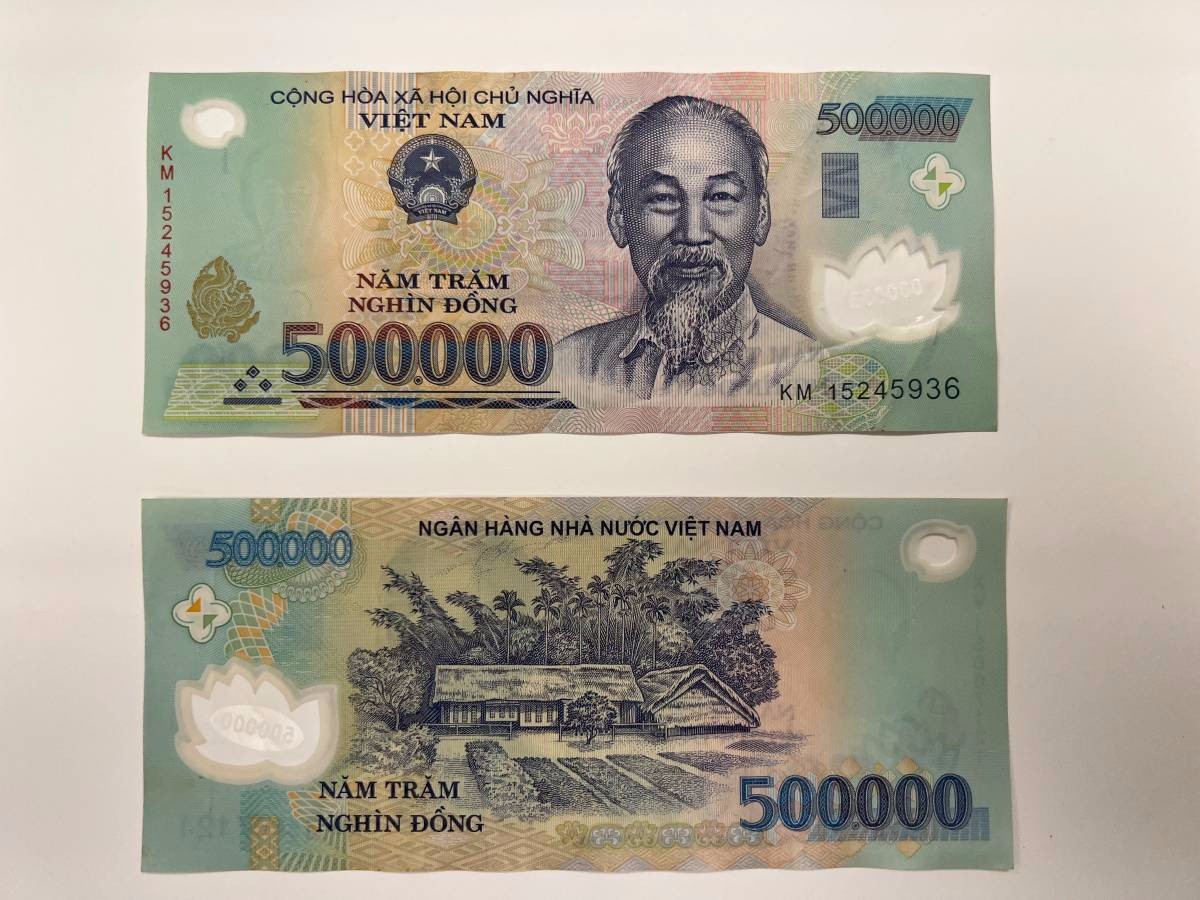 1 Million uncirculated Vietnamese Dong 2 x 500,000 notes Free Ship