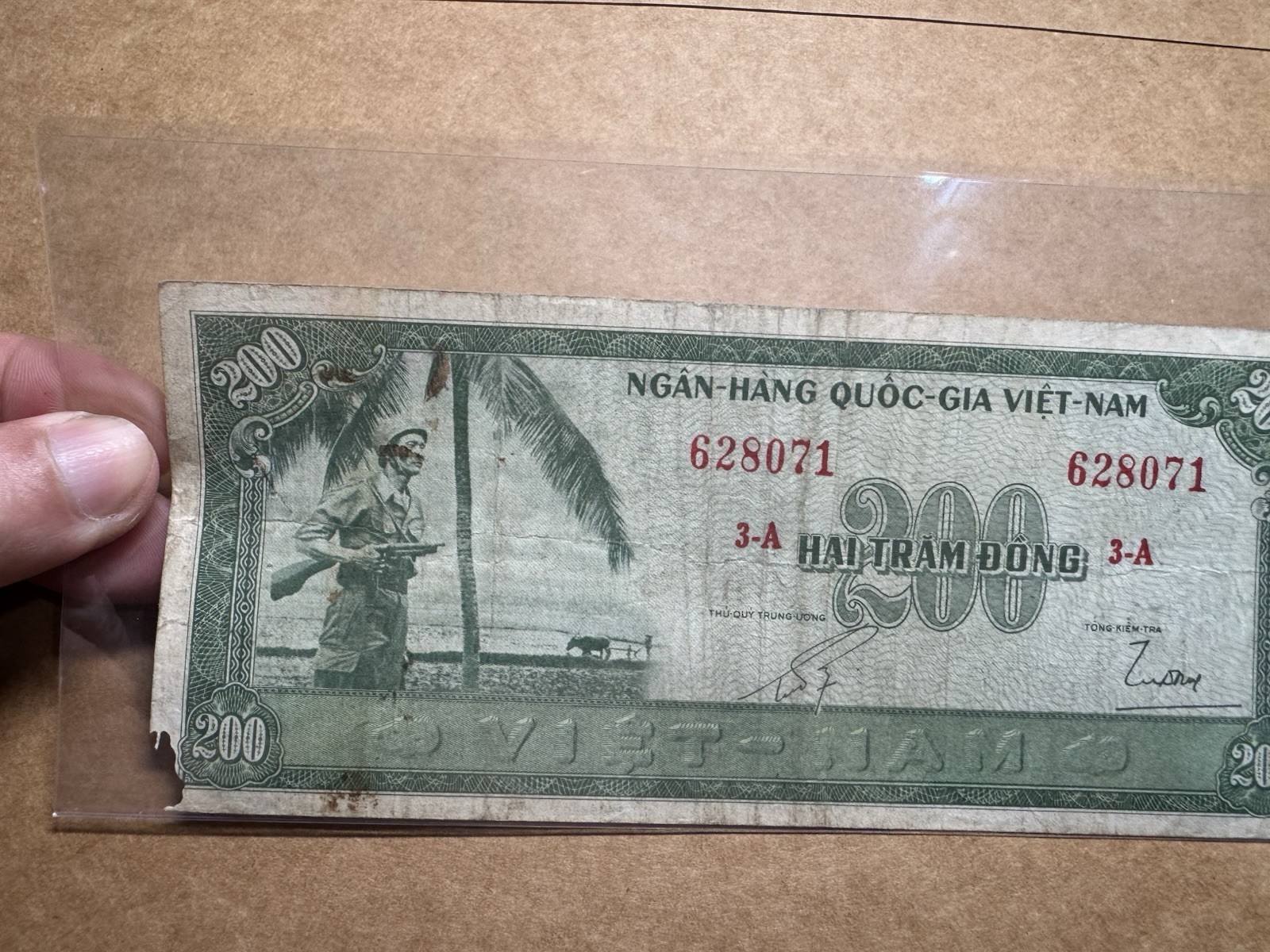 South Viet Nam Banknotes 200 Dong P-14a 1955 Rare_LDP Shop.