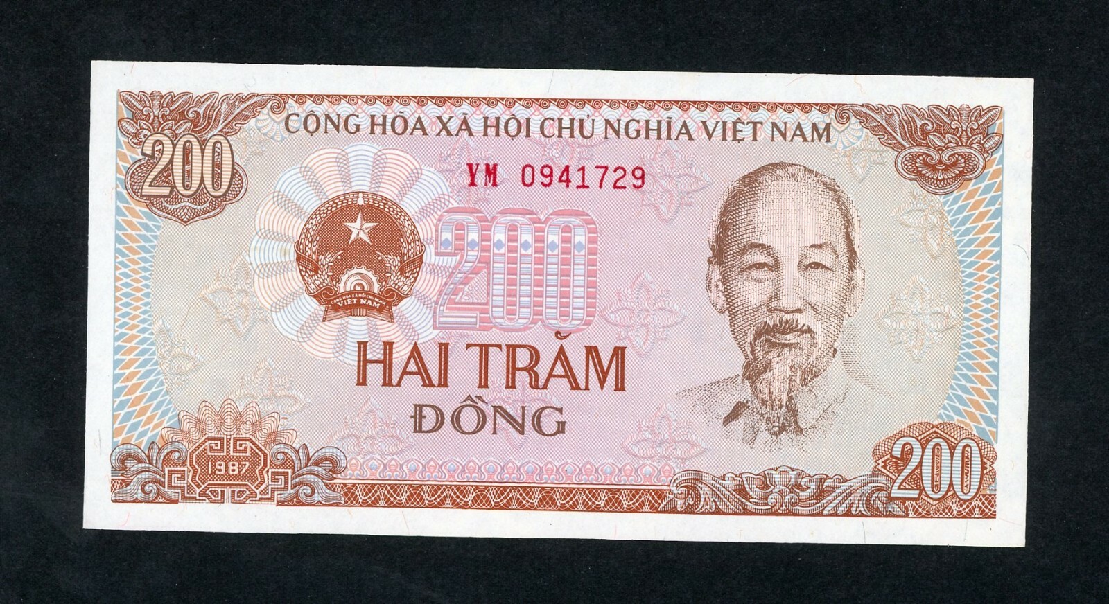 VIET NAM 200 DONG 1987 YM PICK # 100 UNC LESS.