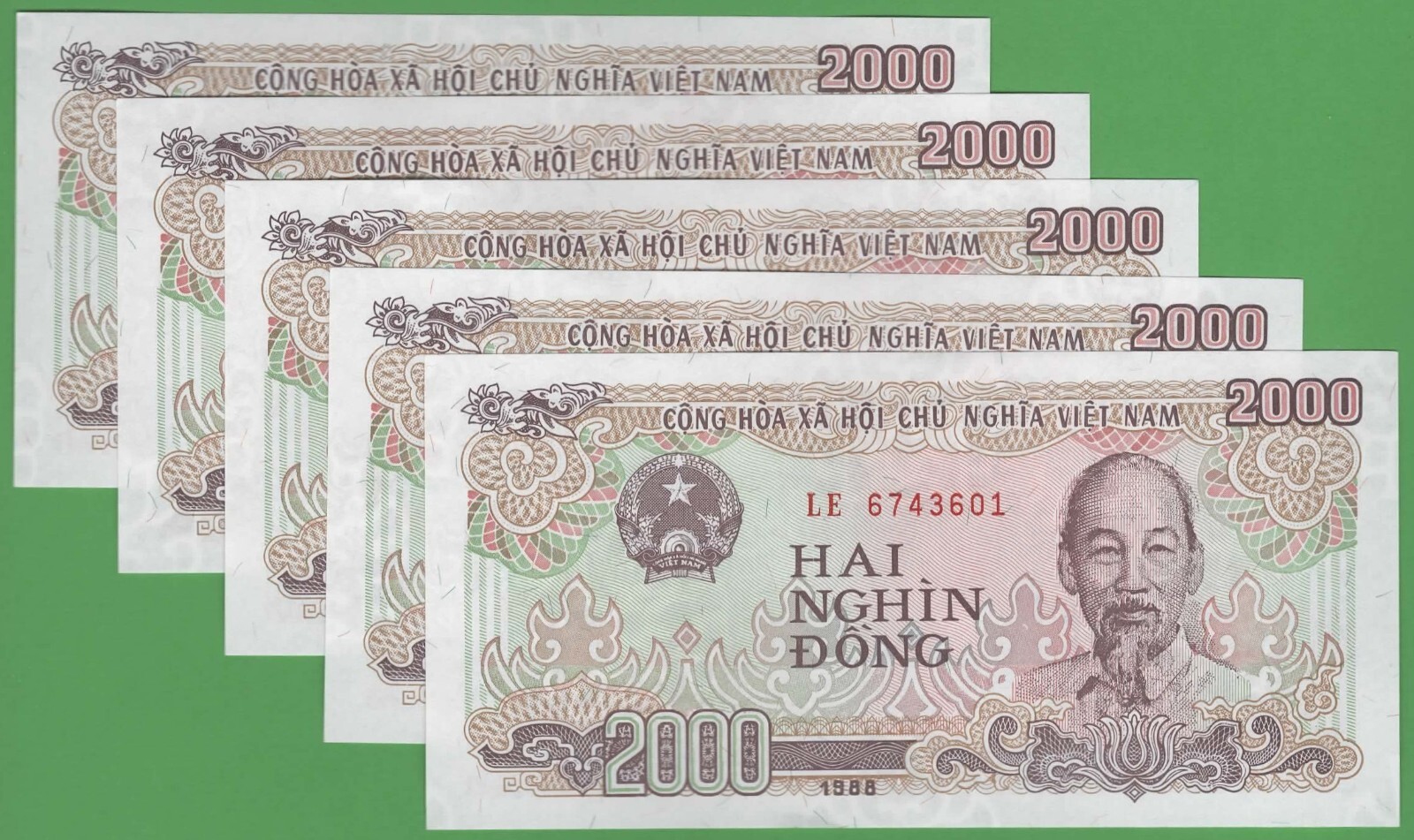 Vietnam 2,000 Dong Lot of 5 Banknotes 1988 P-107a UNC World Currency Ho Chi Minh