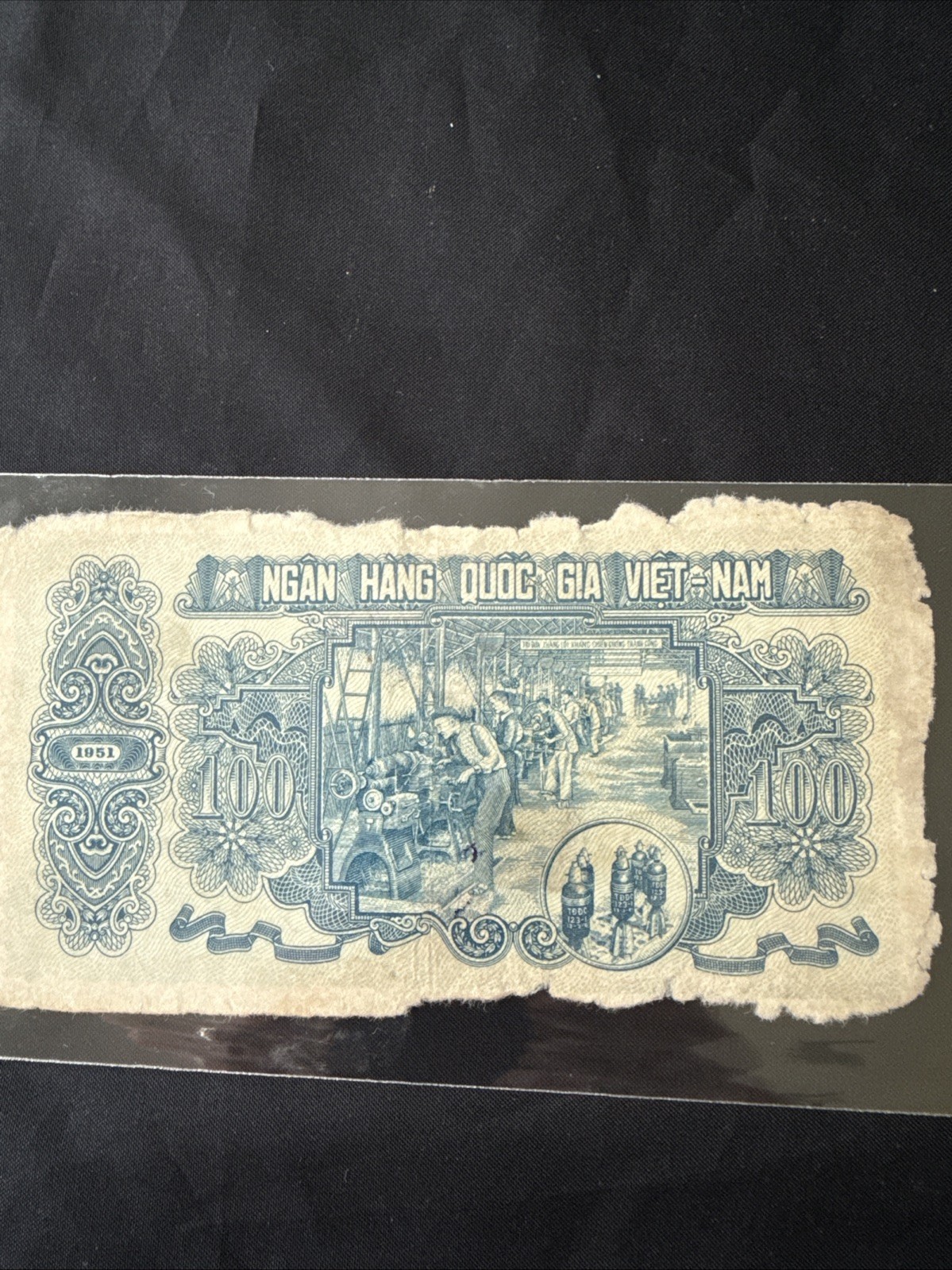 Vietnam North 100 Dong Banknote 1951