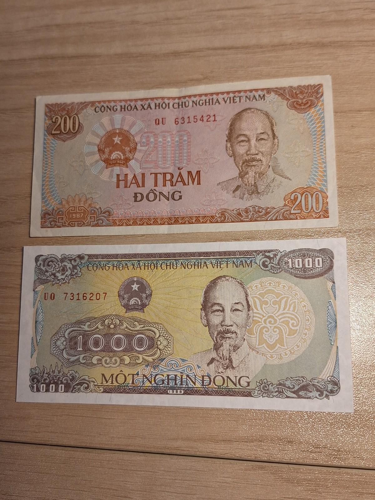 Vietnam Banknotes 1988 1,000 Dong, 1987 200 Dong, Nicer Condition Collectibles!